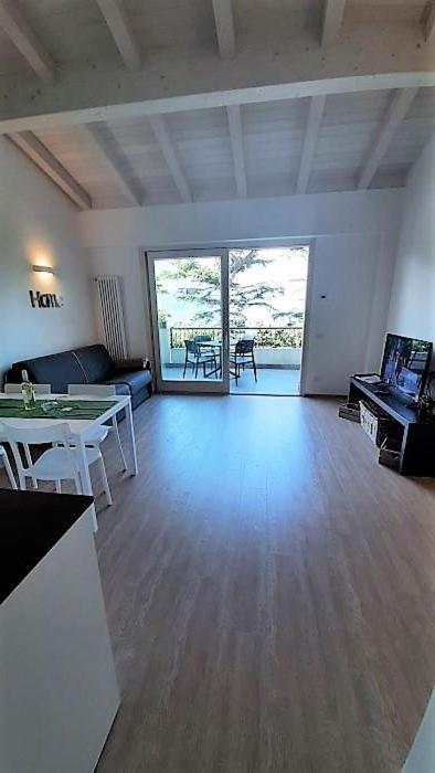 Casa Donato Apartment มัลเชซิเน ภายนอก รูปภาพ