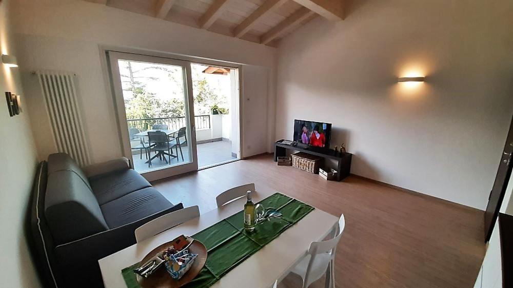 Casa Donato Apartment มัลเชซิเน ภายนอก รูปภาพ